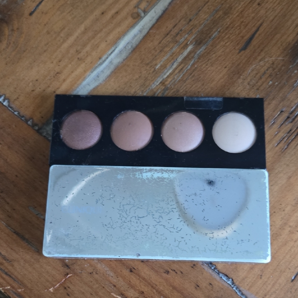 Revlon Warm Tones Eyeshadow Palette And Clinique Super Eyeshadow Quad